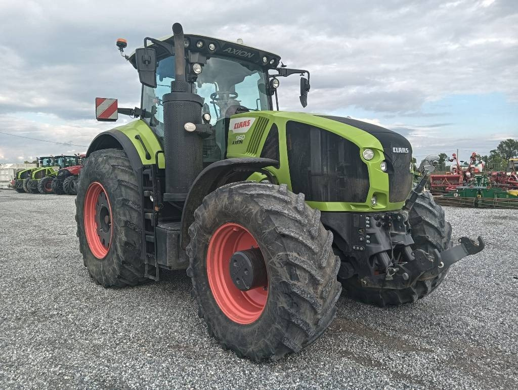 Claas Axion 960 cmatic - Farm tractor: picture 1 Claas Axion 960 cmatic - Farm tractor: picture 1