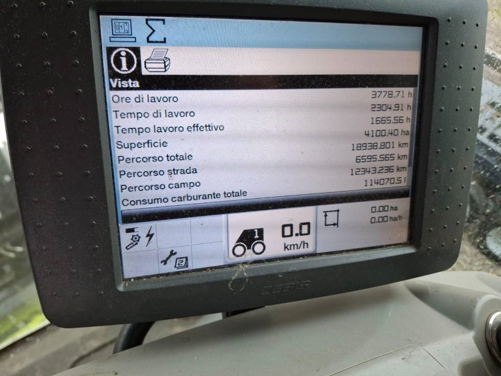 Claas Lexion 740 - Combine harvester: picture 2 Claas Lexion 740 - Combine harvester: picture 2