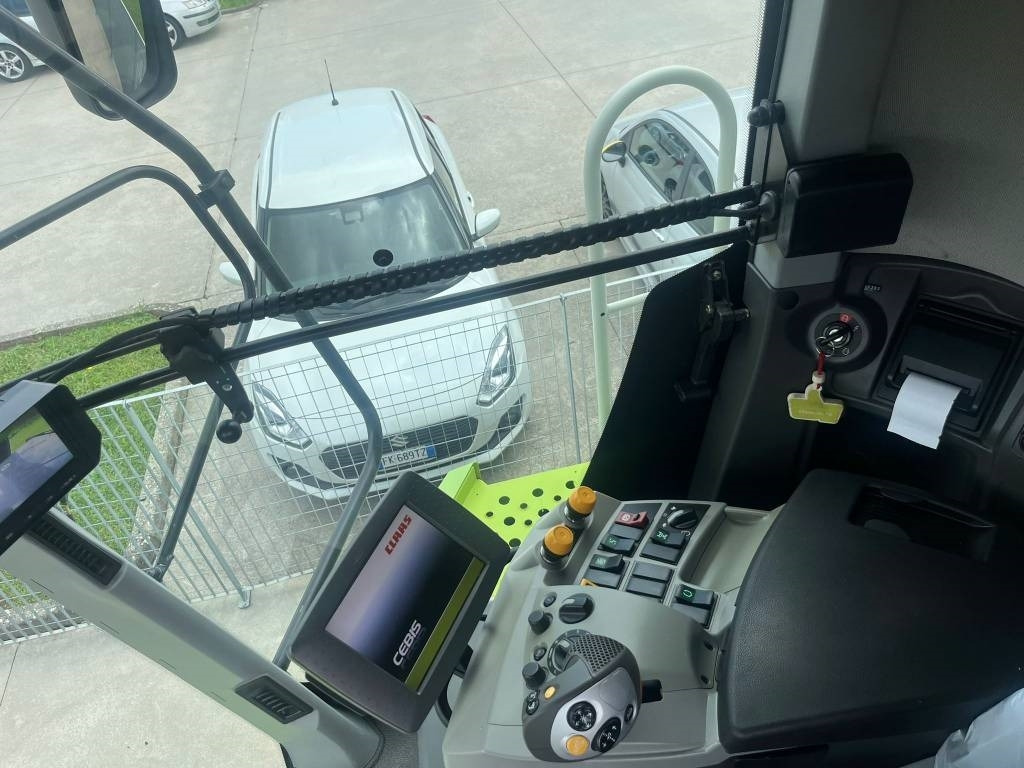 Claas Lexion 760 TT  - Combine harvester: picture 5 Claas Lexion 760 TT  - Combine harvester: picture 5