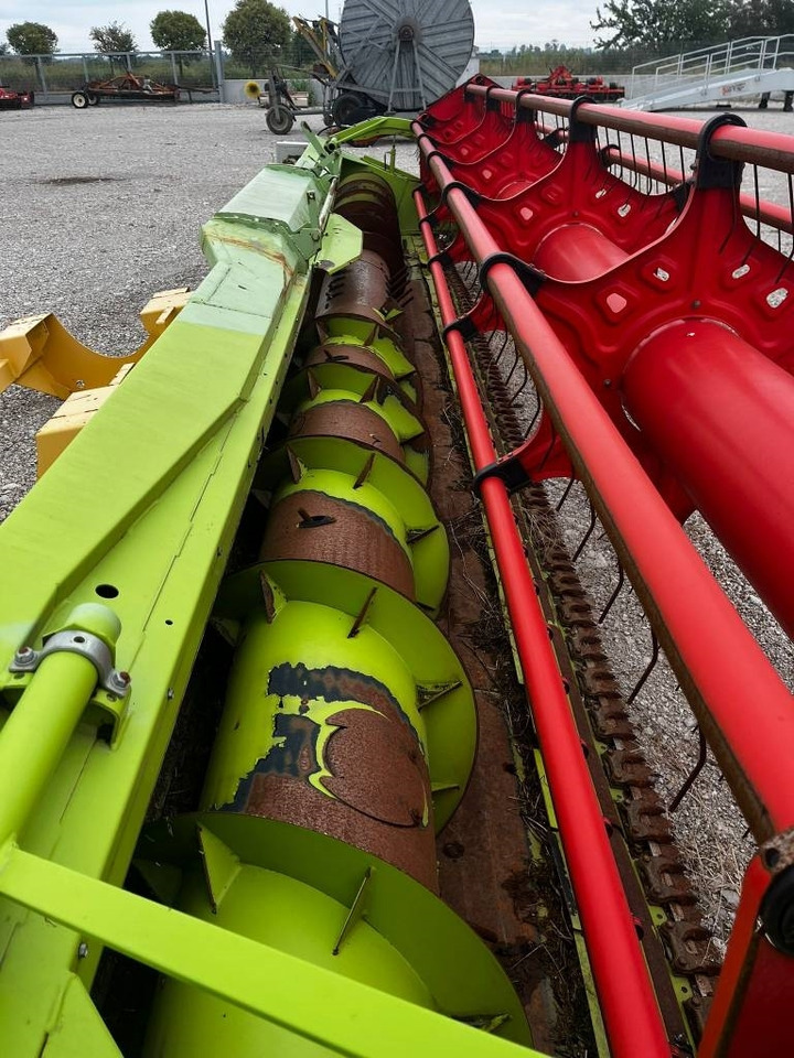 Claas S 750  - Harvester attachment: picture 2 Claas S 750  - Harvester attachment: picture 2