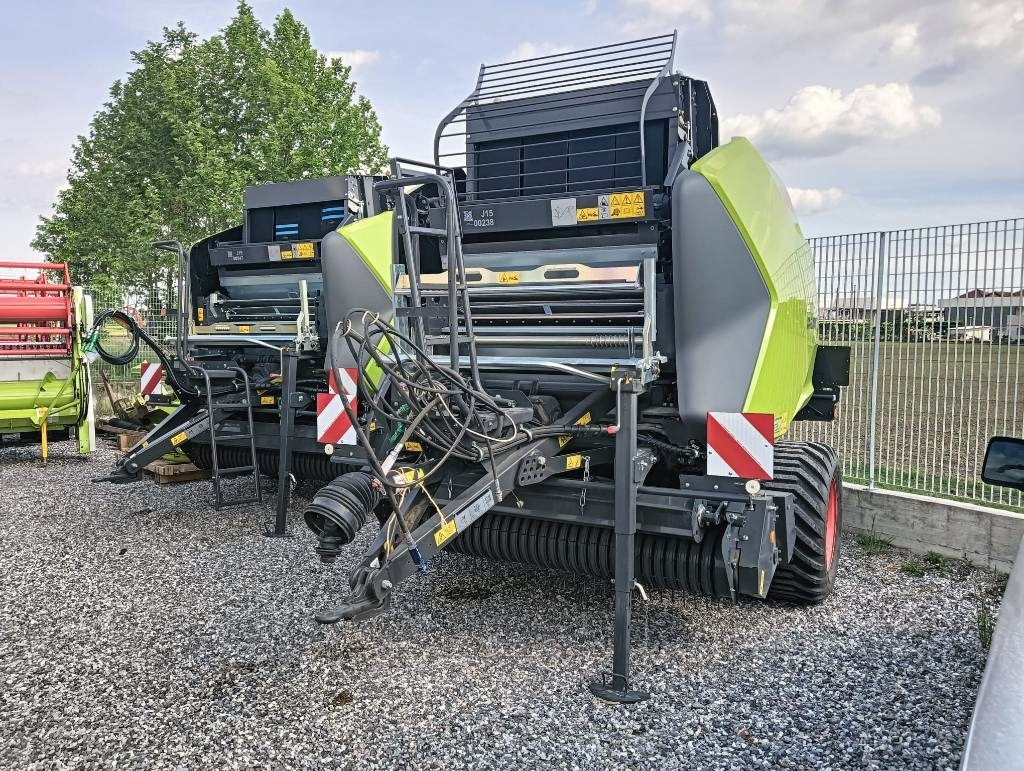Claas VARIANT 580 RC - Round baler: picture 3 Claas VARIANT 580 RC - Round baler: picture 3