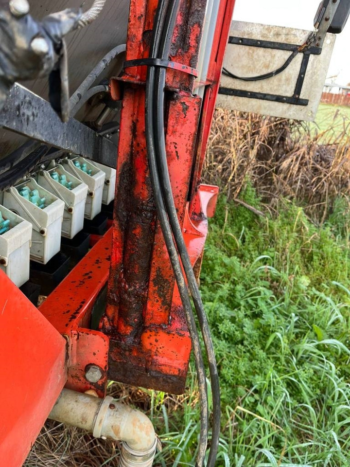 DAMAX 1700 R - Seed drill: picture 4 DAMAX 1700 R - Seed drill: picture 4