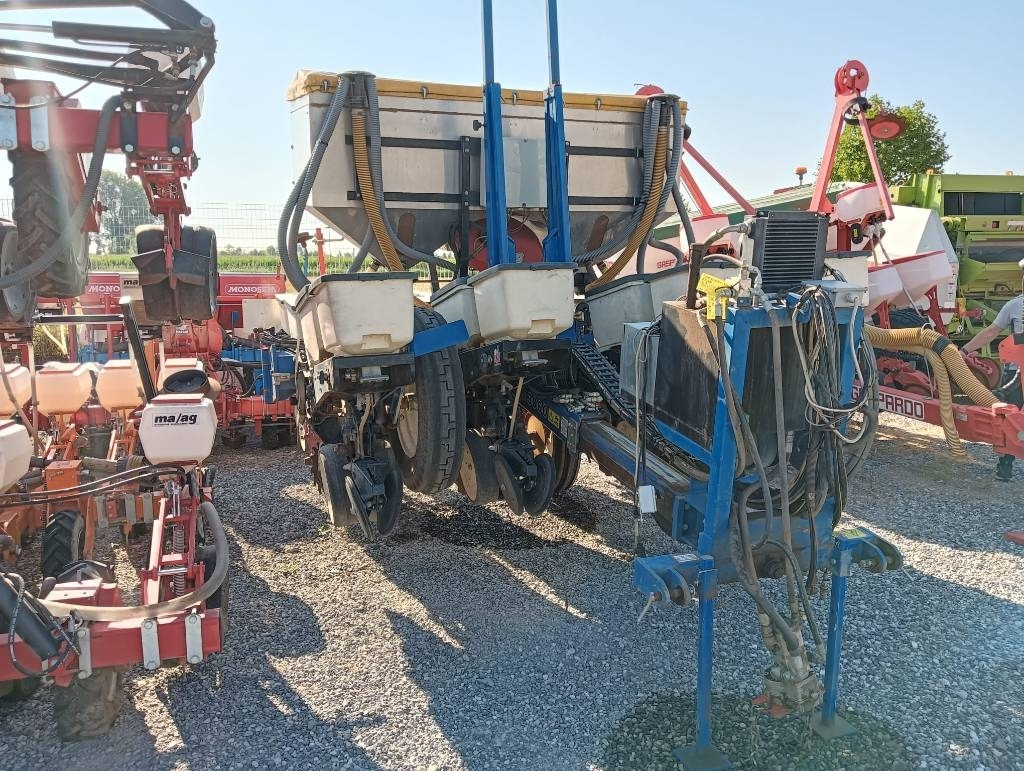 Precision sowing machine Kinze 3000: picture 9 Precision sowing machine Kinze 3000: picture 9