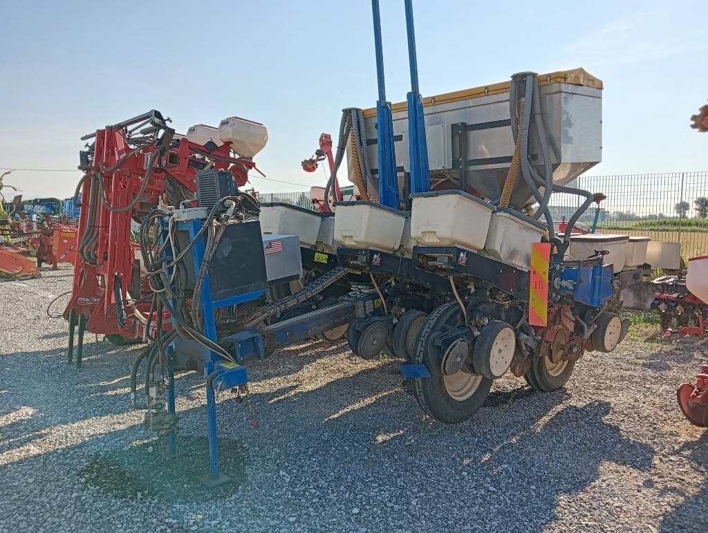 Kinze 3000 - Precision sowing machine: picture 1 Kinze 3000 - Precision sowing machine: picture 1