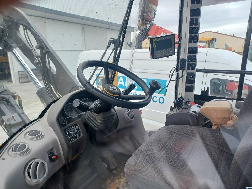 Wheel loader Volvo L 70 H: picture 9