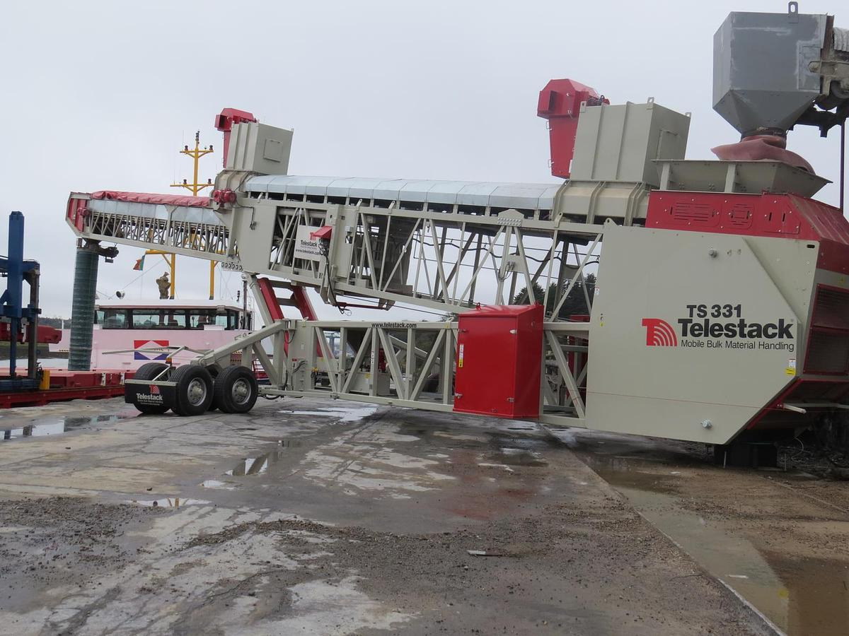 TS331 Telescopic Ship Loading Conveyor - Conveyor: picture 1 TS331 Telescopic Ship Loading Conveyor - Conveyor: picture 1