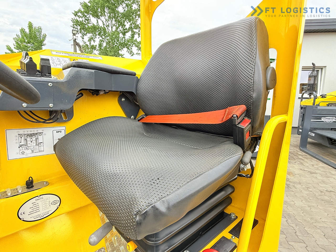 Leasing of COMBILIFT MR / ELECTRIC / TRIPLEX – 6000MM / FULL FREE LIFT / WIDE POSITIONER / FORK SIDESHIFT / ONLY 1400 HOURS / LIKE NEW COMBILIFT MR / ELECTRIC / TRIPLEX – 6000MM / FULL FREE LIFT / WIDE POSITIONER / FORK SIDESHIFT / ONLY 1400 HOURS / LIKE NEW: picture 40