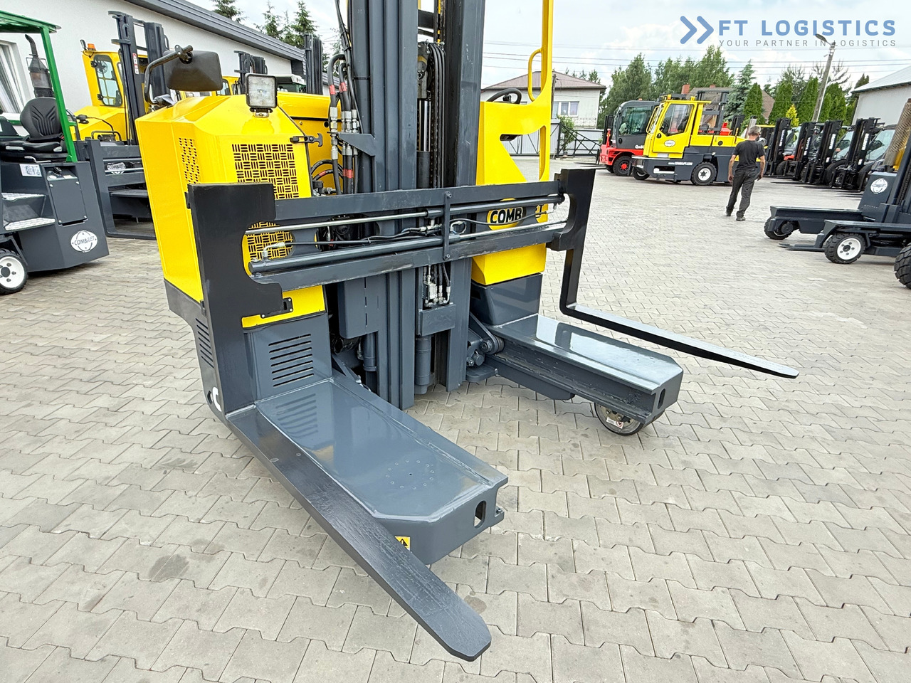 Leasing of COMBILIFT MR / ELECTRIC / TRIPLEX – 6000MM / FULL FREE LIFT / WIDE POSITIONER / FORK SIDESHIFT / ONLY 1400 HOURS / LIKE NEW COMBILIFT MR / ELECTRIC / TRIPLEX – 6000MM / FULL FREE LIFT / WIDE POSITIONER / FORK SIDESHIFT / ONLY 1400 HOURS / LIKE NEW: picture 47