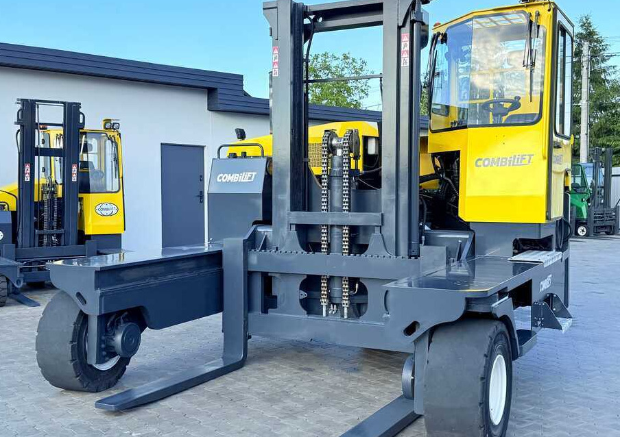 Combilift C14000 / DUPLEX - 3600 / GAS / FREE-LIFT - 4-way reach truck: picture 2 Combilift C14000 / DUPLEX - 3600 / GAS / FREE-LIFT - 4-way reach truck: picture 2