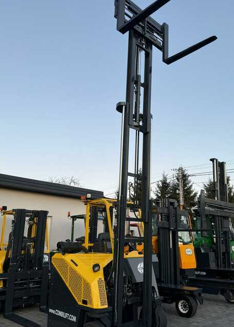 Combilift C3000CB-Triplex 4900mm -2015 year - 4-way reach truck: picture 3 Combilift C3000CB-Triplex 4900mm -2015 year - 4-way reach truck: picture 3