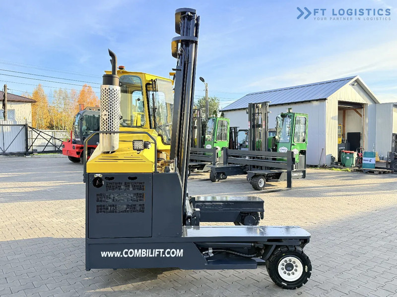 Combilift C4000 – LPG – DUPLEX 4600mm – FREE LIFT – SIDE SHIFT – EXCELLENT CONDITION Wide selection of four-way and side-loading forklifts - 4-way reach truck: picture 5 Combilift C4000 – LPG – DUPLEX 4600mm – FREE LIFT – SIDE SHIFT – EXCELLENT CONDITION Wide selection of four-way and side-loading forklifts - 4-way reach truck: picture 5