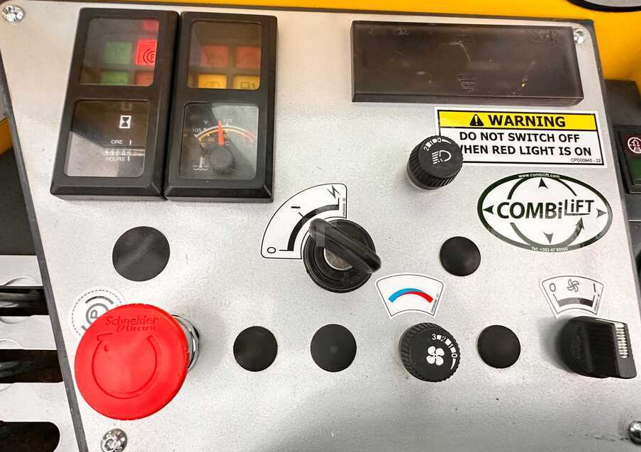 Leasing of  Combilift C4500 / DUPLEX / 4050MM / DIESEL / WIDE POSITIONER / FREE LIFT / SIDESHIFT / LIKE NEW Combilift C4500 / DUPLEX / 4050MM / DIESEL / WIDE POSITIONER / FREE LIFT / SIDESHIFT / LIKE NEW: picture 20