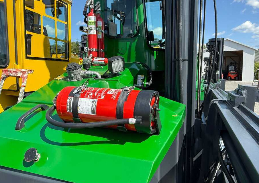 Leasing of  Combilift C5000E / ELECTRIC / TRIPLEX 8300MM / FULL FREE LIFT / WIDE POSITIONER / FORK SIDESHIFT / BATTERY LIKE NEW Combilift C5000E / ELECTRIC / TRIPLEX 8300MM / FULL FREE LIFT / WIDE POSITIONER / FORK SIDESHIFT / BATTERY LIKE NEW: picture 6