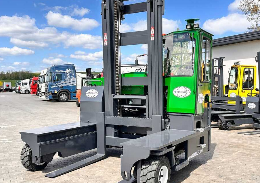 4-way reach truck Combilift C8000 / DIESEL / 4600MM / DUPLEX / KUBOTA / EXCELLENT CONDITION: picture 20