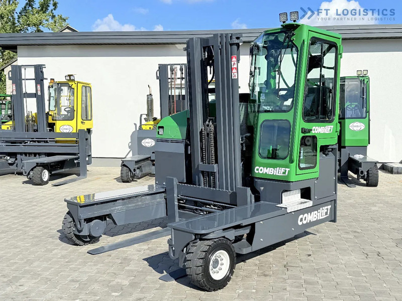 Combilift FOUR-WAY / MULTI-DIRECTIONAL FORKLIFT C4500 / DIESEL / TRIPLEX 4900MM / ONLY 4160 WORKING HOURS / FORK POSITIONER / FULL CABIN W - 4-way reach truck: picture 2 Combilift FOUR-WAY / MULTI-DIRECTIONAL FORKLIFT C4500 / DIESEL / TRIPLEX 4900MM / ONLY 4160 WORKING HOURS / FORK POSITIONER / FULL CABIN W - 4-way reach truck: picture 2