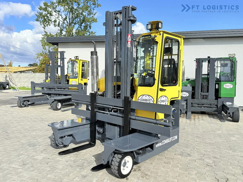 Combilift FOUR-WAY / MULTI-DIRECTIONAL FORKLIFT / ONLY 491 HOURS / C2500 / GAS / DUPLEX 4600MM / SHORT – ONLY 1900MM / WIDTH 2700MM WITH F - 4-way reach truck: picture 2 Combilift FOUR-WAY / MULTI-DIRECTIONAL FORKLIFT / ONLY 491 HOURS / C2500 / GAS / DUPLEX 4600MM / SHORT – ONLY 1900MM / WIDTH 2700MM WITH F - 4-way reach truck: picture 2