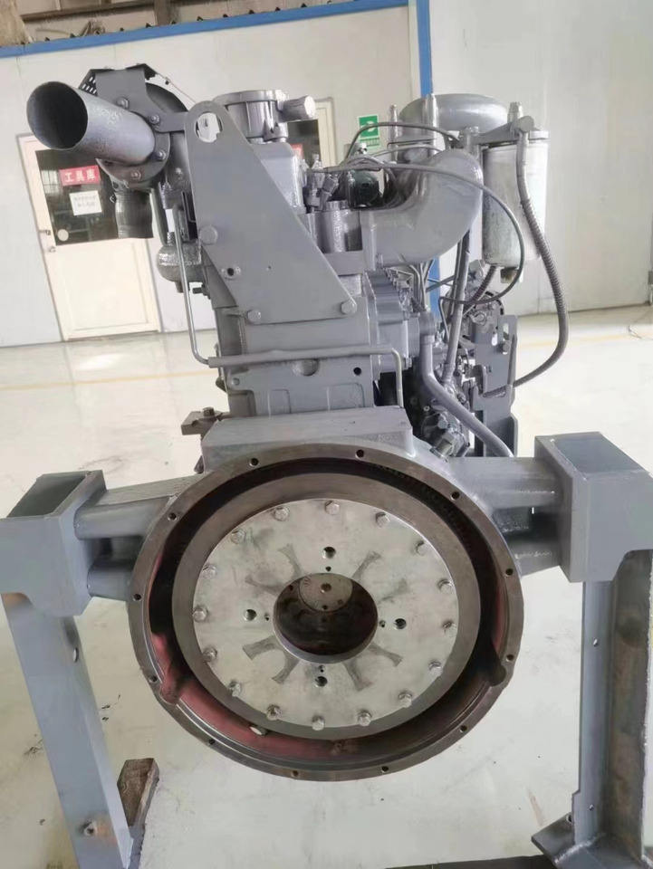 DOOSAN DE12TIS - Engine for Excavator: picture 2 DOOSAN DE12TIS - Engine for Excavator: picture 2