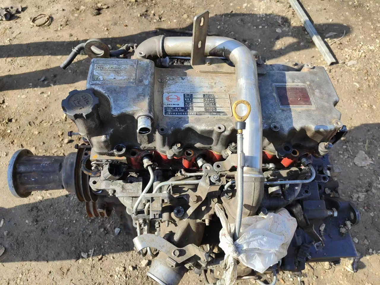 HINO J05E - Engine for Excavator: picture 1 HINO J05E - Engine for Excavator: picture 1