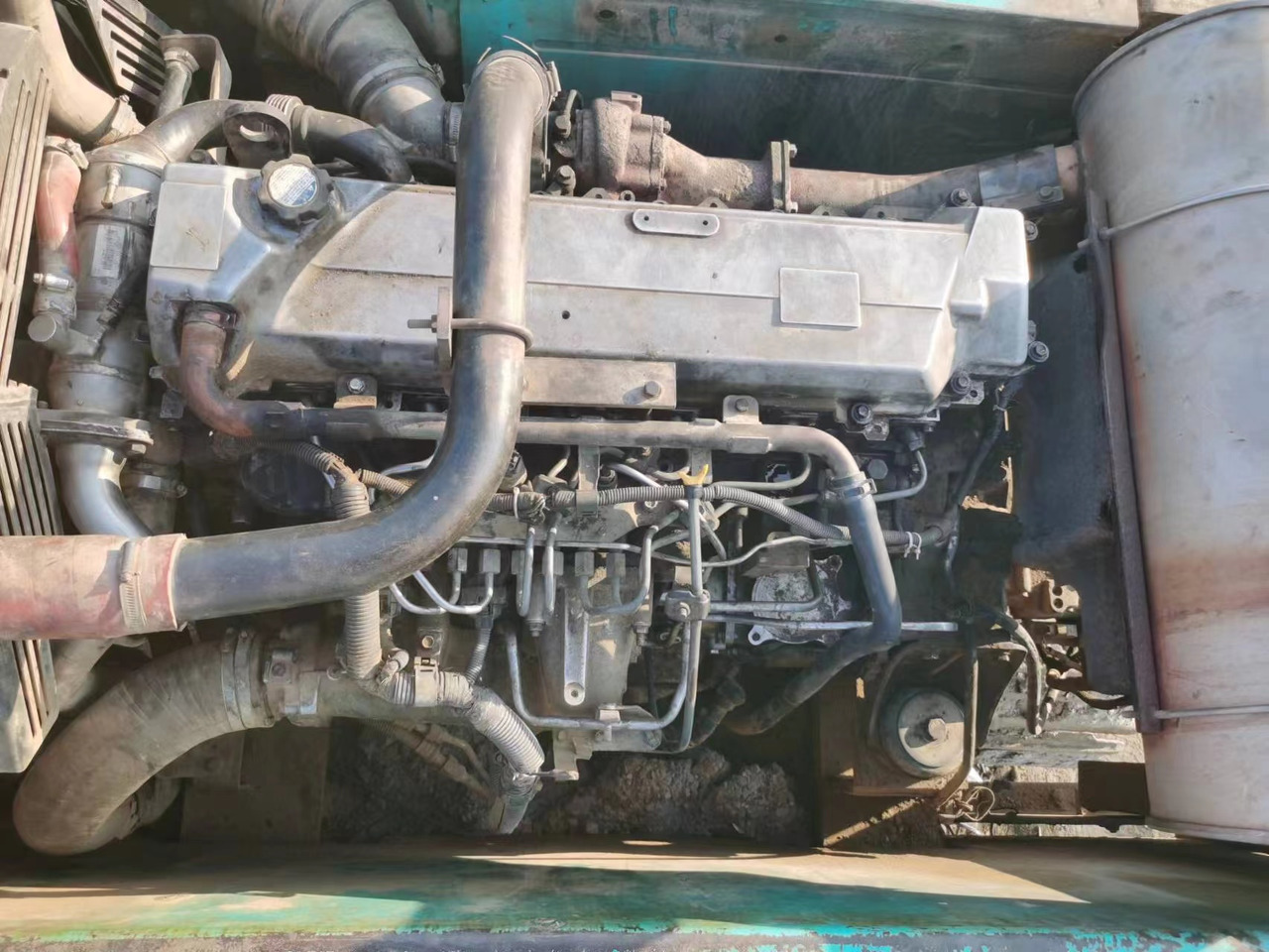 HINO J08E - Engine for Excavator: picture 1 HINO J08E - Engine for Excavator: picture 1