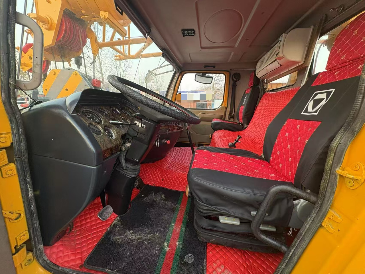 XCMG crane truck - Crane truck: picture 5 XCMG crane truck - Crane truck: picture 5