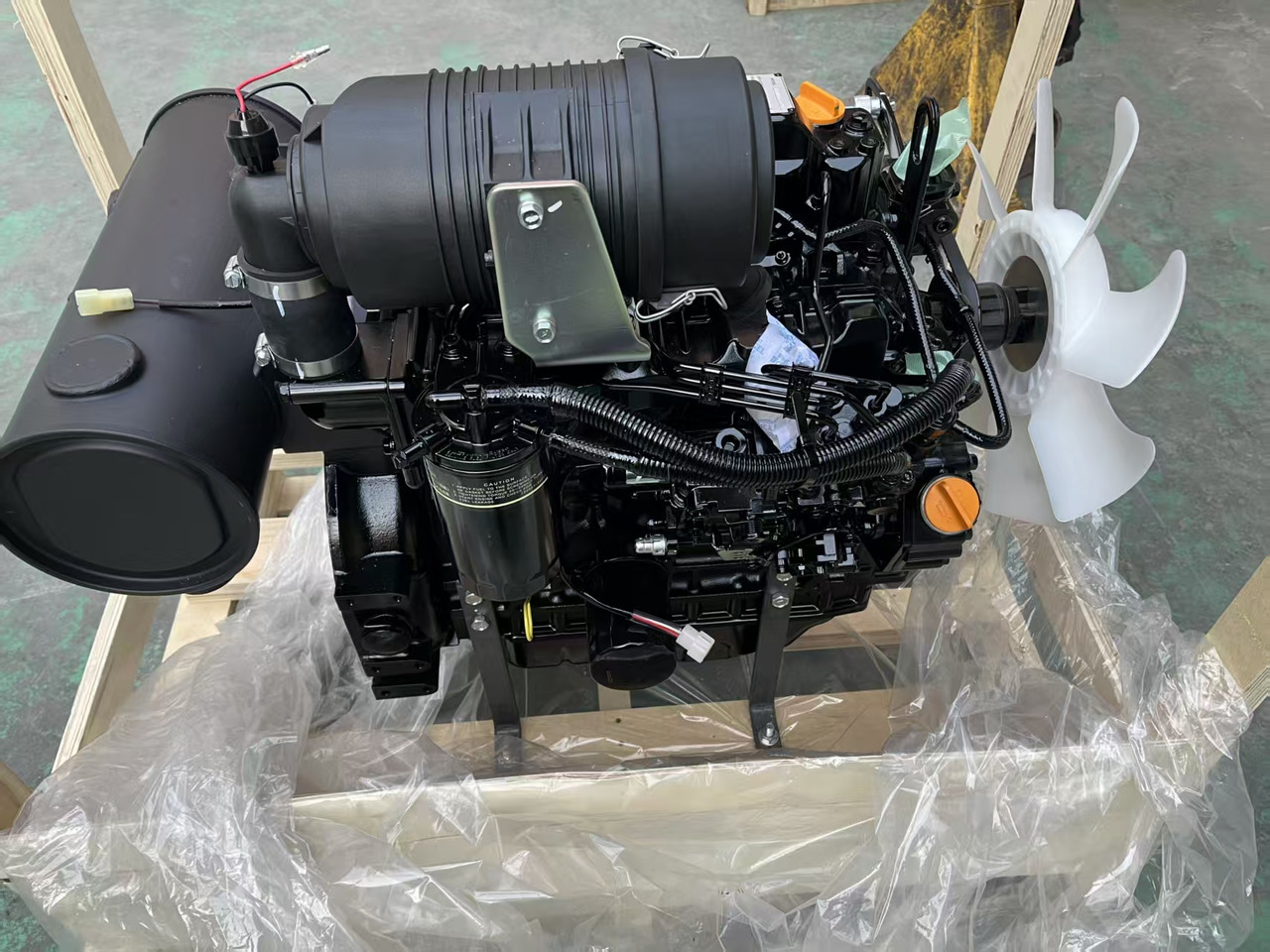 YANMAR 4TNV88 - Engine for Excavator: picture 5 YANMAR 4TNV88 - Engine for Excavator: picture 5