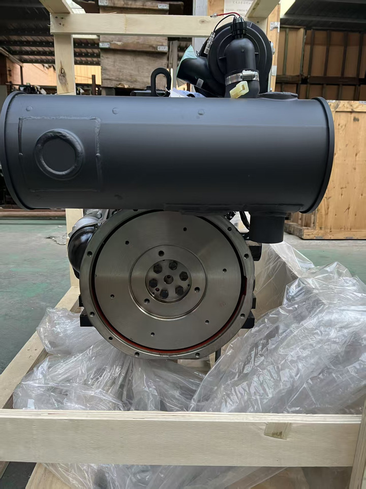 YANMAR 4TNV88 - Engine for Excavator: picture 4 YANMAR 4TNV88 - Engine for Excavator: picture 4