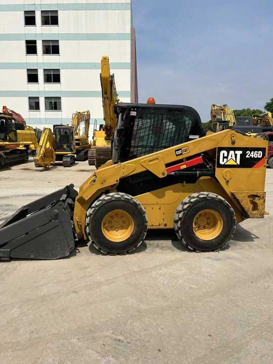 90% New Front Loader Tractor CAT 246D Skid Steer Loader / Used Cat 226B 246C 246d Mini Skid Steer Loader in Stock - Skid steer loader: picture 2 90% New Front Loader Tractor CAT 246D Skid Steer Loader / Used Cat 226B 246C 246d Mini Skid Steer Loader in Stock - Skid steer loader: picture 2