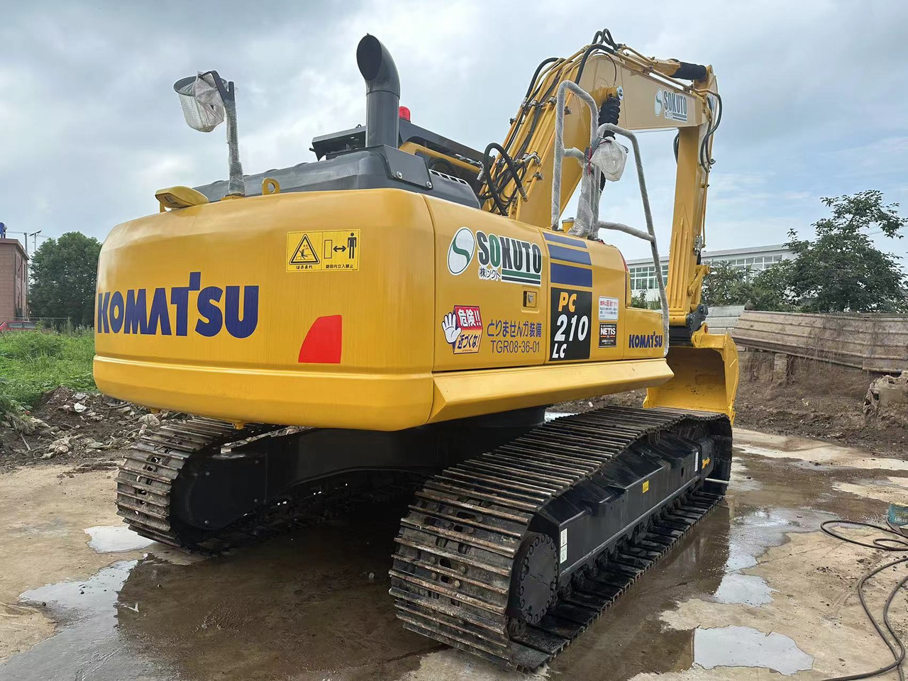 CRAWLER EXCAVATOR Used Good Quality Japan Original PC210-8 in Good Condition PC210-8 Komatsu - Crawler excavator: picture 4 CRAWLER EXCAVATOR Used Good Quality Japan Original PC210-8 in Good Condition PC210-8 Komatsu - Crawler excavator: picture 4