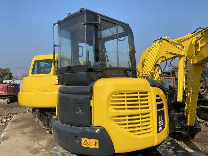 Used Excavators Komatsu PC55MR Japan Used Excavator Komatsu PC55mr Second Hand Excavator for Sale - Crawler excavator: picture 2 Used Excavators Komatsu PC55MR Japan Used Excavator Komatsu PC55mr Second Hand Excavator for Sale - Crawler excavator: picture 2