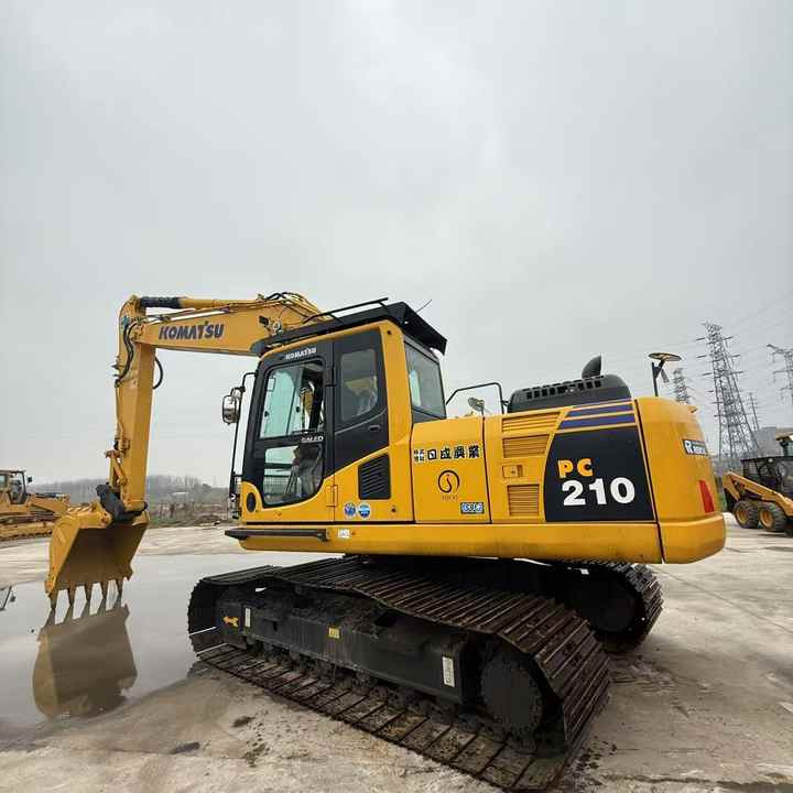 Used Good Quality Japan Original PC210-8 in Good Condition PC210-8 Komatsu - Crawler excavator: picture 5 Used Good Quality Japan Original PC210-8 in Good Condition PC210-8 Komatsu - Crawler excavator: picture 5