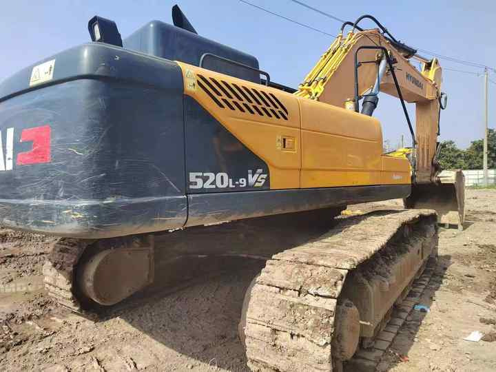 Used Original hyundai 520-9lvs Original Paint Korea Brand Used Excavator Hot Sale 485lvs 210-9 220-9 225 305 50t 40t 30t 20t - Crawler excavator: picture 2 Used Original hyundai 520-9lvs Original Paint Korea Brand Used Excavator Hot Sale 485lvs 210-9 220-9 225 305 50t 40t 30t 20t - Crawler excavator: picture 2