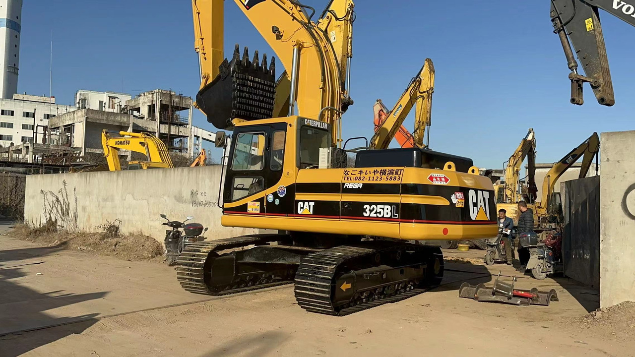 CATERPILLAR 325BL - Crawler excavator: picture 4 CATERPILLAR 325BL - Crawler excavator: picture 4