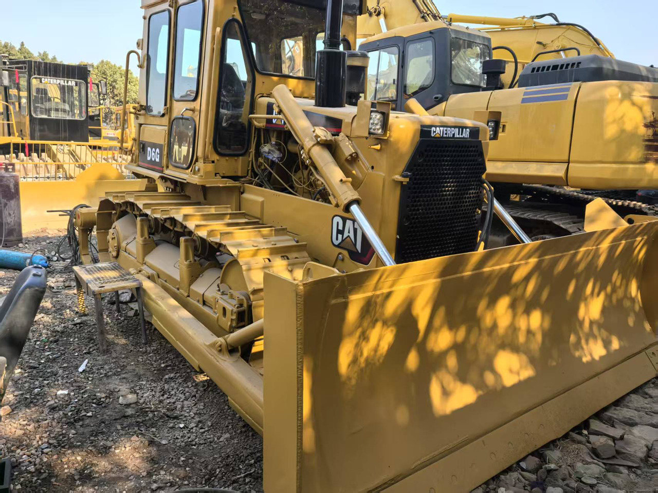 CATERPILLAR D6G - Bulldozer: picture 3 CATERPILLAR D6G - Bulldozer: picture 3