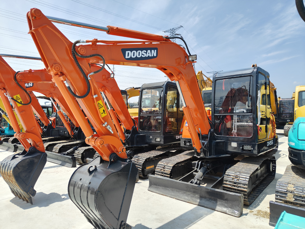 DOOSAN DH55 - Crawler excavator: picture 1 DOOSAN DH55 - Crawler excavator: picture 1