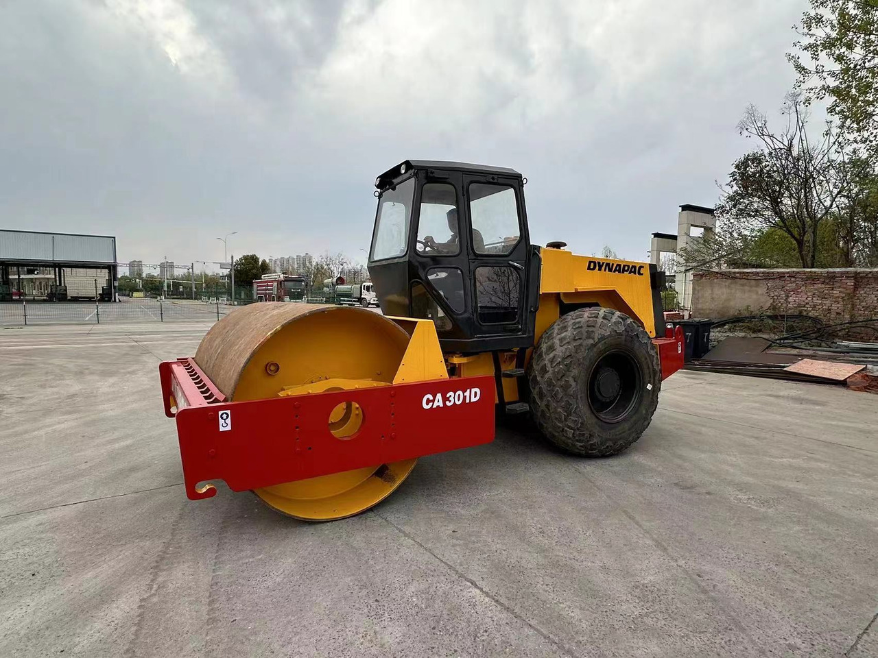 DYNAPAC CA301D - Road roller: picture 2 DYNAPAC CA301D - Road roller: picture 2