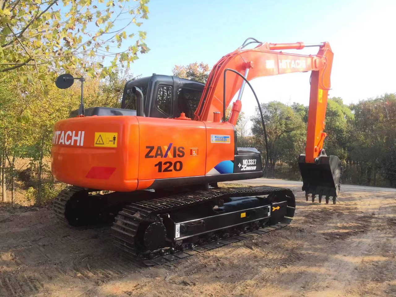 HITACHI ZX120 - Crawler excavator: picture 1 HITACHI ZX120 - Crawler excavator: picture 1