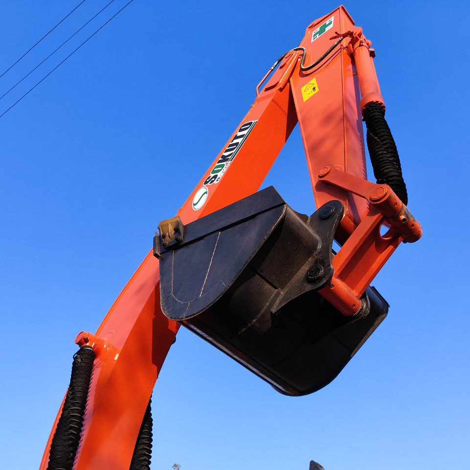 HITACHI ZX200-5G - Crawler excavator: picture 3 HITACHI ZX200-5G - Crawler excavator: picture 3