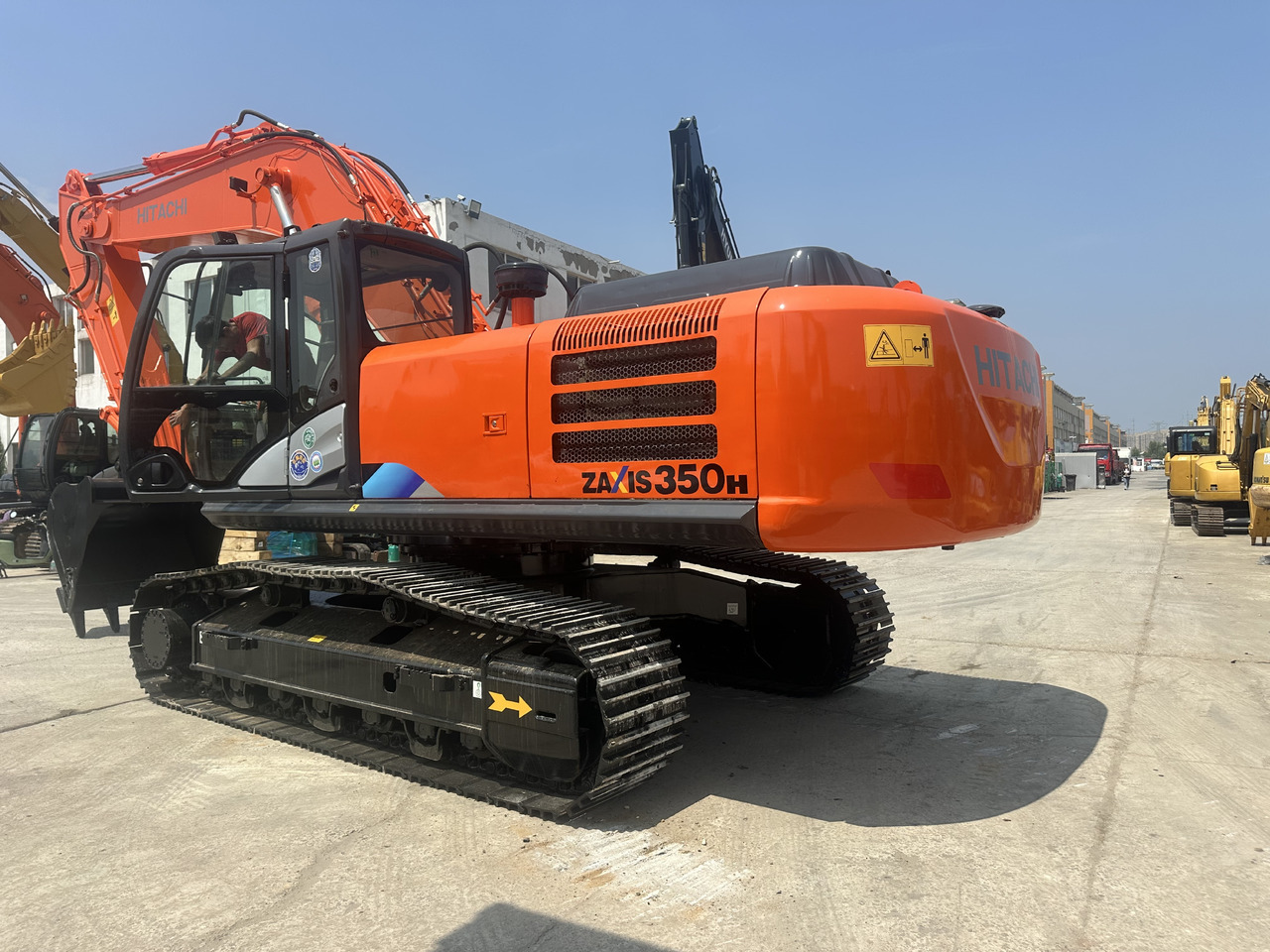 HITACHI ZX350H-5G - Crawler excavator: picture 1 HITACHI ZX350H-5G - Crawler excavator: picture 1