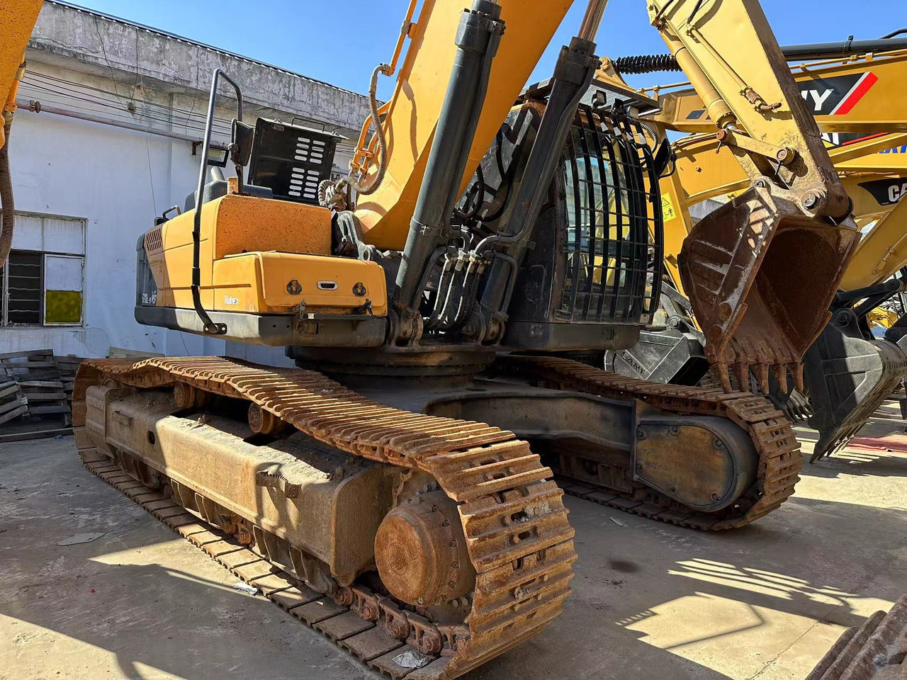 HYUNDAI R520LVS - Crawler excavator: picture 3 HYUNDAI R520LVS - Crawler excavator: picture 3