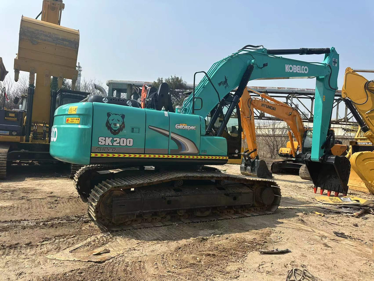 KOBELCO SK200-8 - Crawler excavator: picture 2 KOBELCO SK200-8 - Crawler excavator: picture 2
