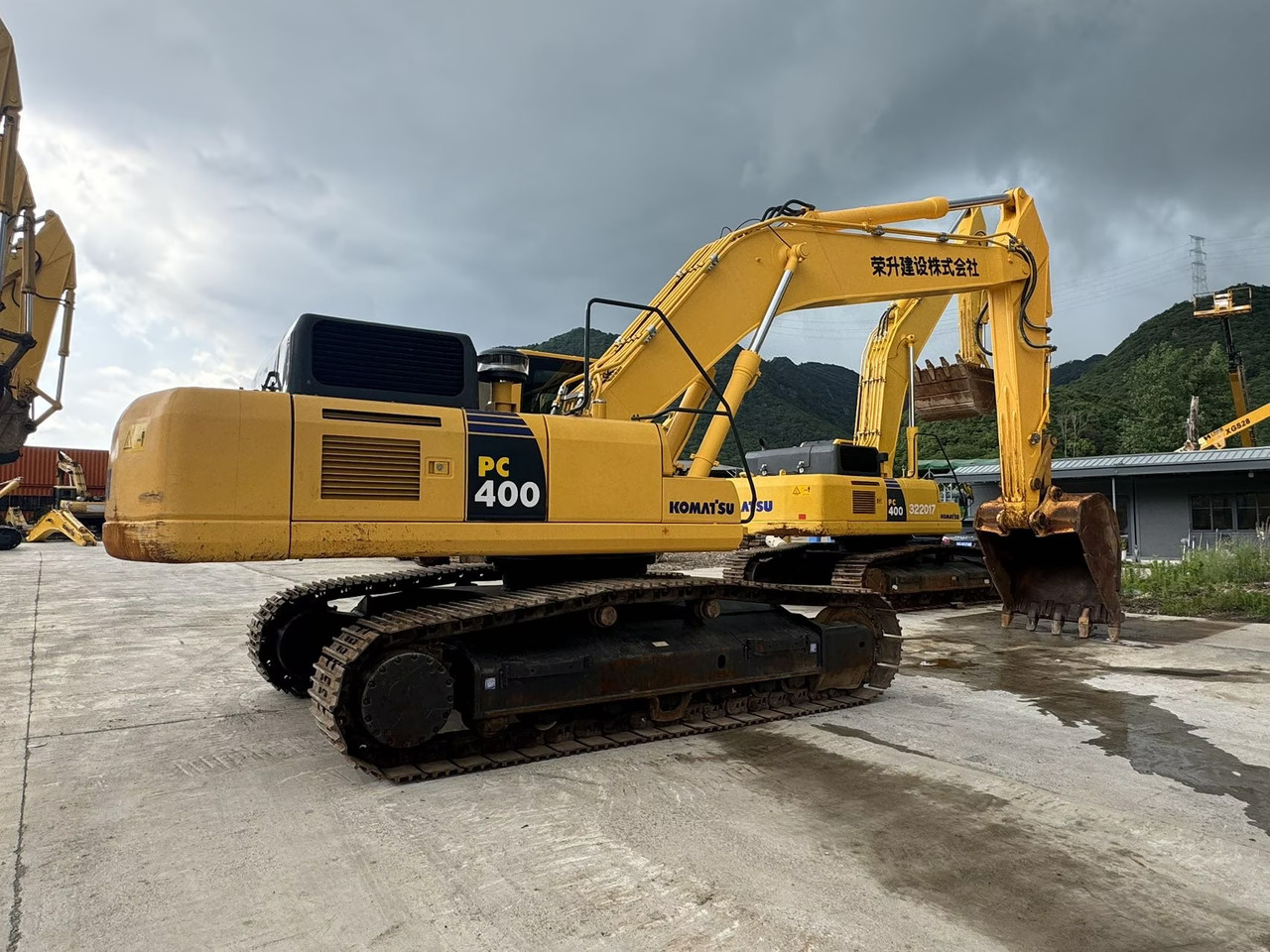 KOMATSU PC400-8R - Crawler excavator: picture 1 KOMATSU PC400-8R - Crawler excavator: picture 1