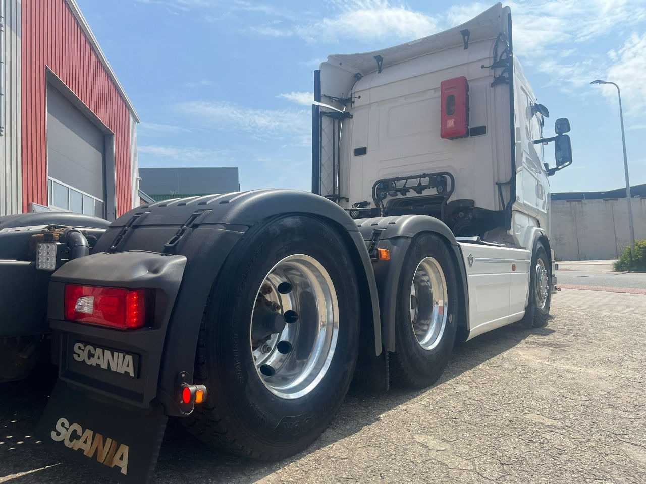 Scania R620-V8 Scania R620 - Tractor unit: picture 3 Scania R620-V8 Scania R620 - Tractor unit: picture 3