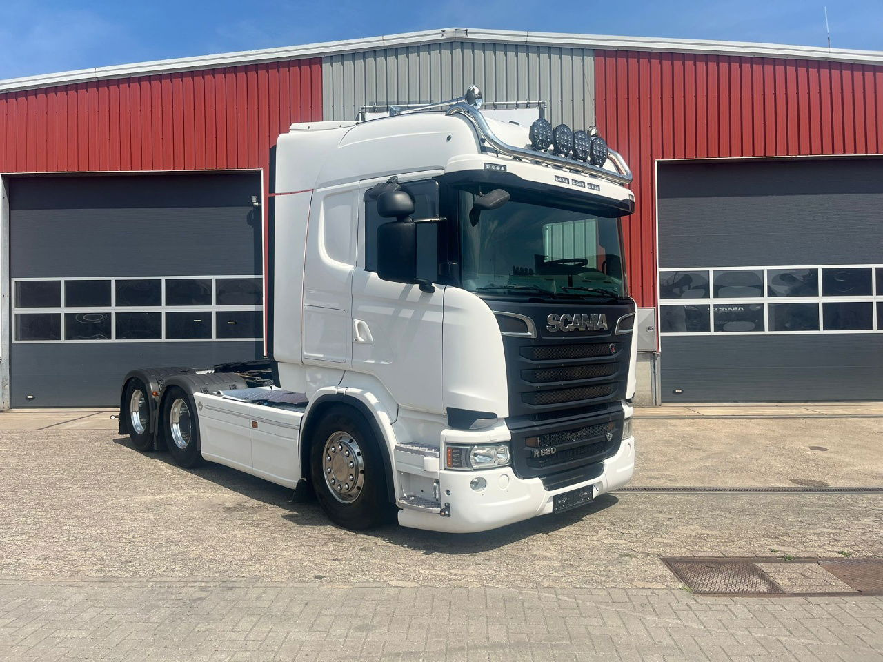 Scania R620-V8 Scania R620 - Tractor unit: picture 2 Scania R620-V8 Scania R620 - Tractor unit: picture 2