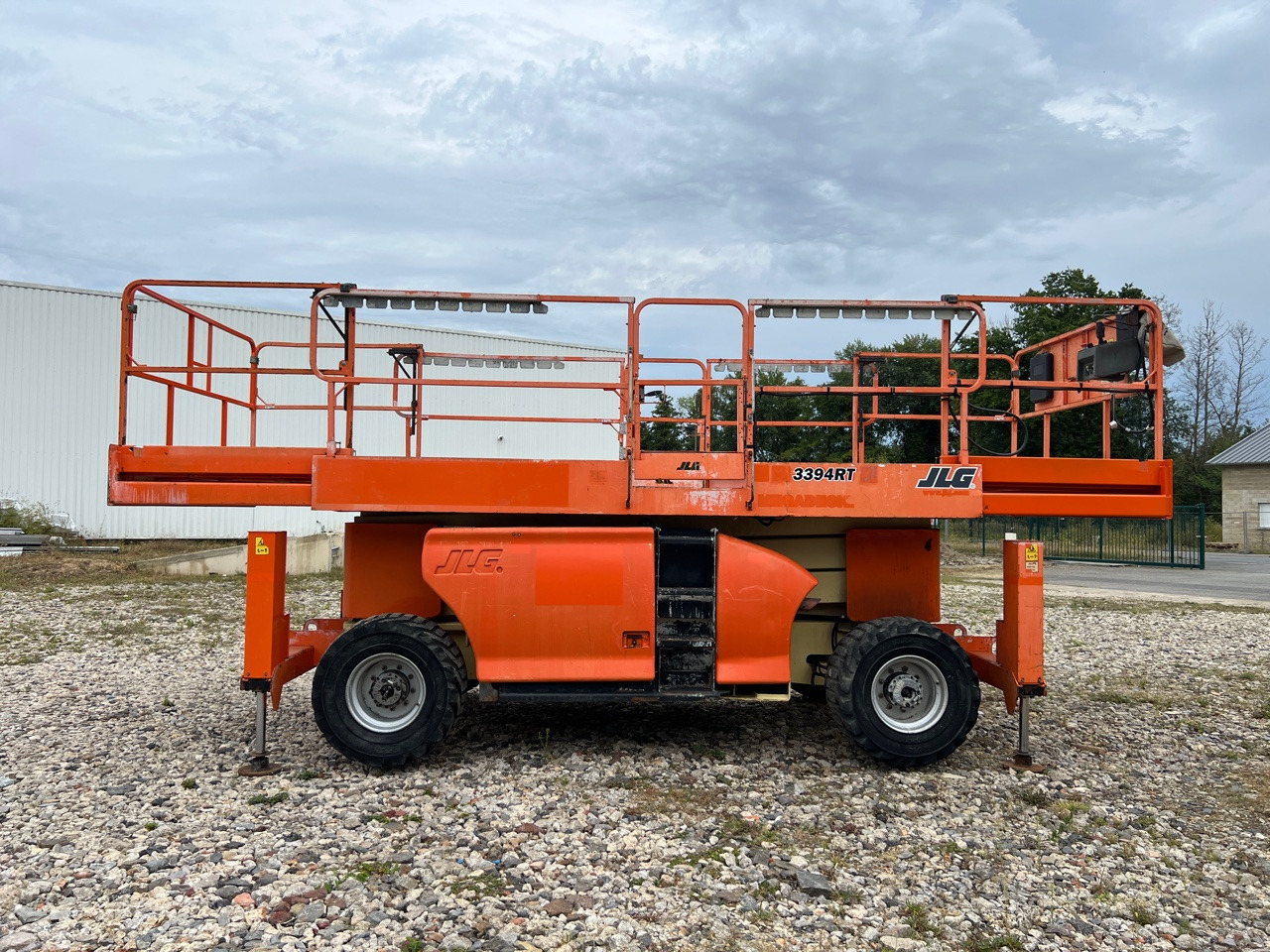 JLG 3394RT - Scissor lift: picture 1 JLG 3394RT - Scissor lift: picture 1