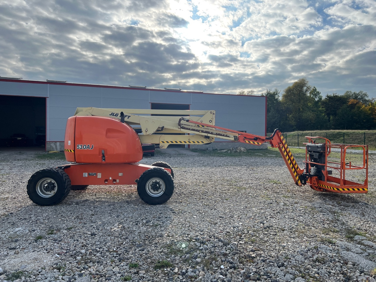 JLG 510 AJ - Articulated boom: picture 2 JLG 510 AJ - Articulated boom: picture 2