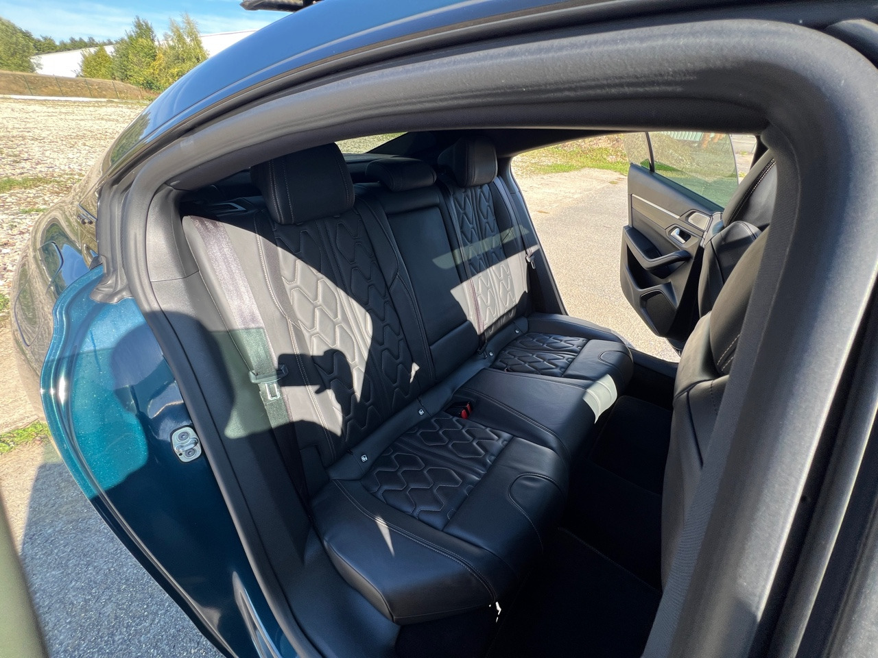 PEUGEOT 508 BlueHDi 180 ch S&S EAT8 GT - Sedan: picture 5 PEUGEOT 508 BlueHDi 180 ch S&S EAT8 GT - Sedan: picture 5