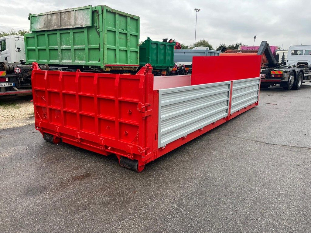CONTAINER SCARRABILE NUOVO A PIANALE CON SPONDE - Roll-off container: picture 4 CONTAINER SCARRABILE NUOVO A PIANALE CON SPONDE - Roll-off container: picture 4