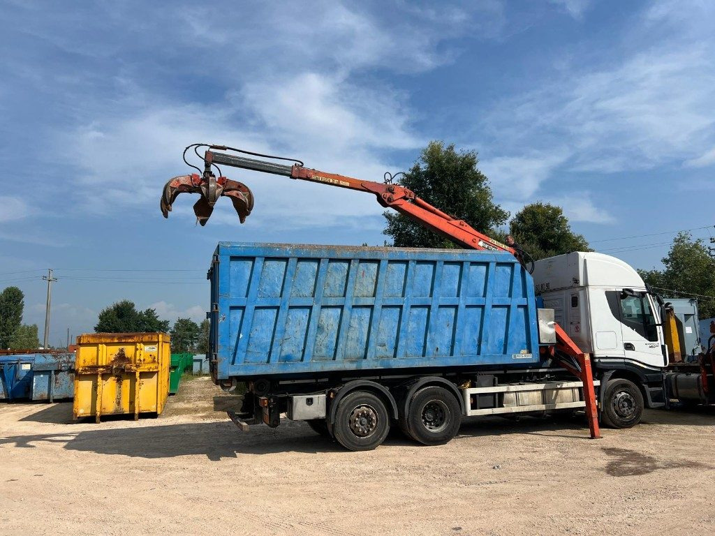 Roll-off container CONTAINER SCARRABILE USATO A CIELO APERTO CON GRU: picture 8 Roll-off container CONTAINER SCARRABILE USATO A CIELO APERTO CON GRU: picture 8