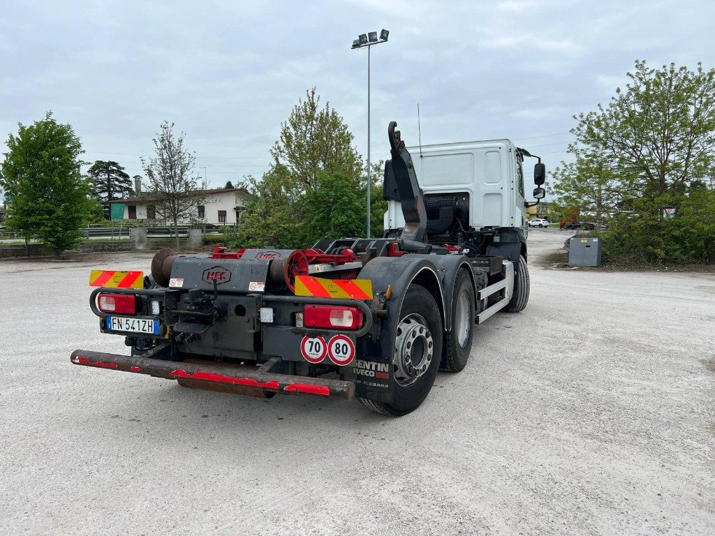 DAF CF480 SCARRABILE - Hook lift truck: picture 4 DAF CF480 SCARRABILE - Hook lift truck: picture 4