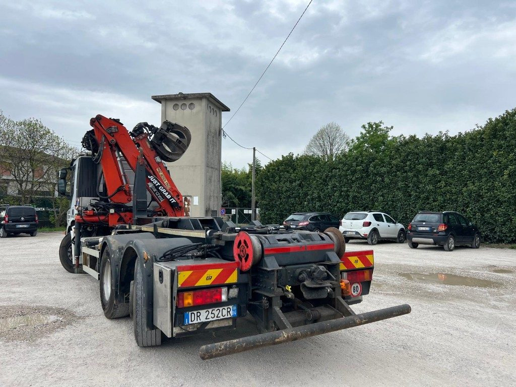 IVECO STRALIS 260E45 SCARRABILE - Hook lift truck: picture 4 IVECO STRALIS 260E45 SCARRABILE - Hook lift truck: picture 4